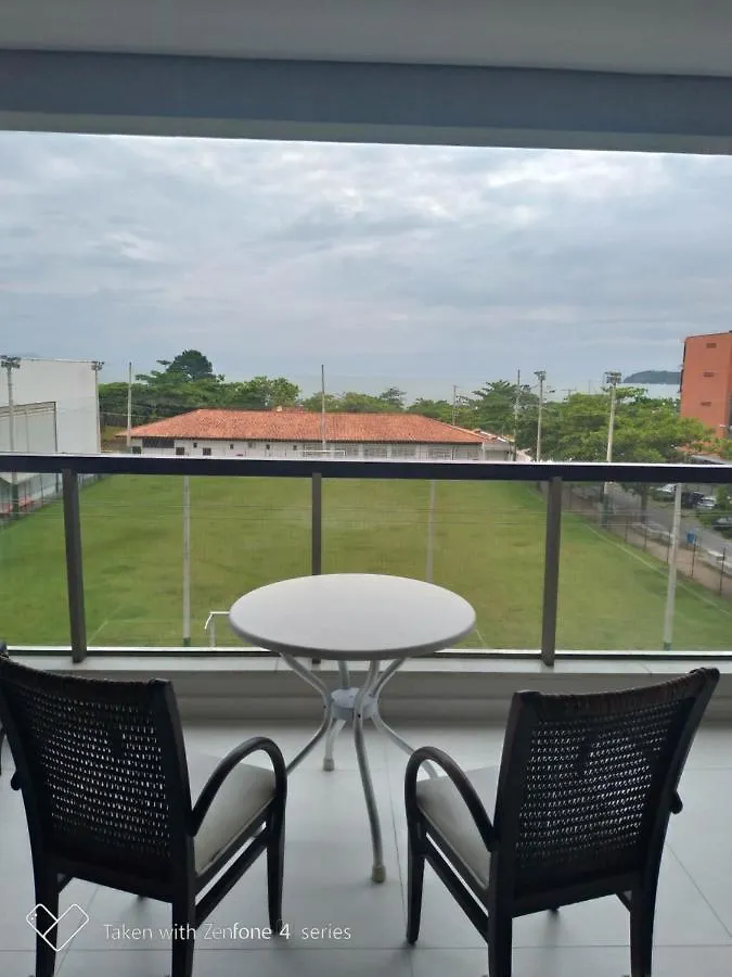 Ap novo com vista para o mar de Jurerê com 02 suítes Florianópolis